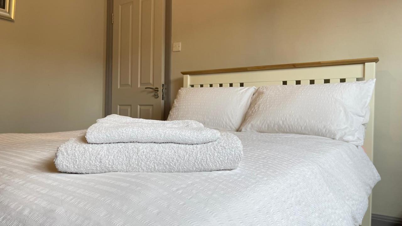 Spacious Double Room With Private Bathroom In Quiet Area Only 20 Min To Central London Streatham Vale Екстер'єр фото