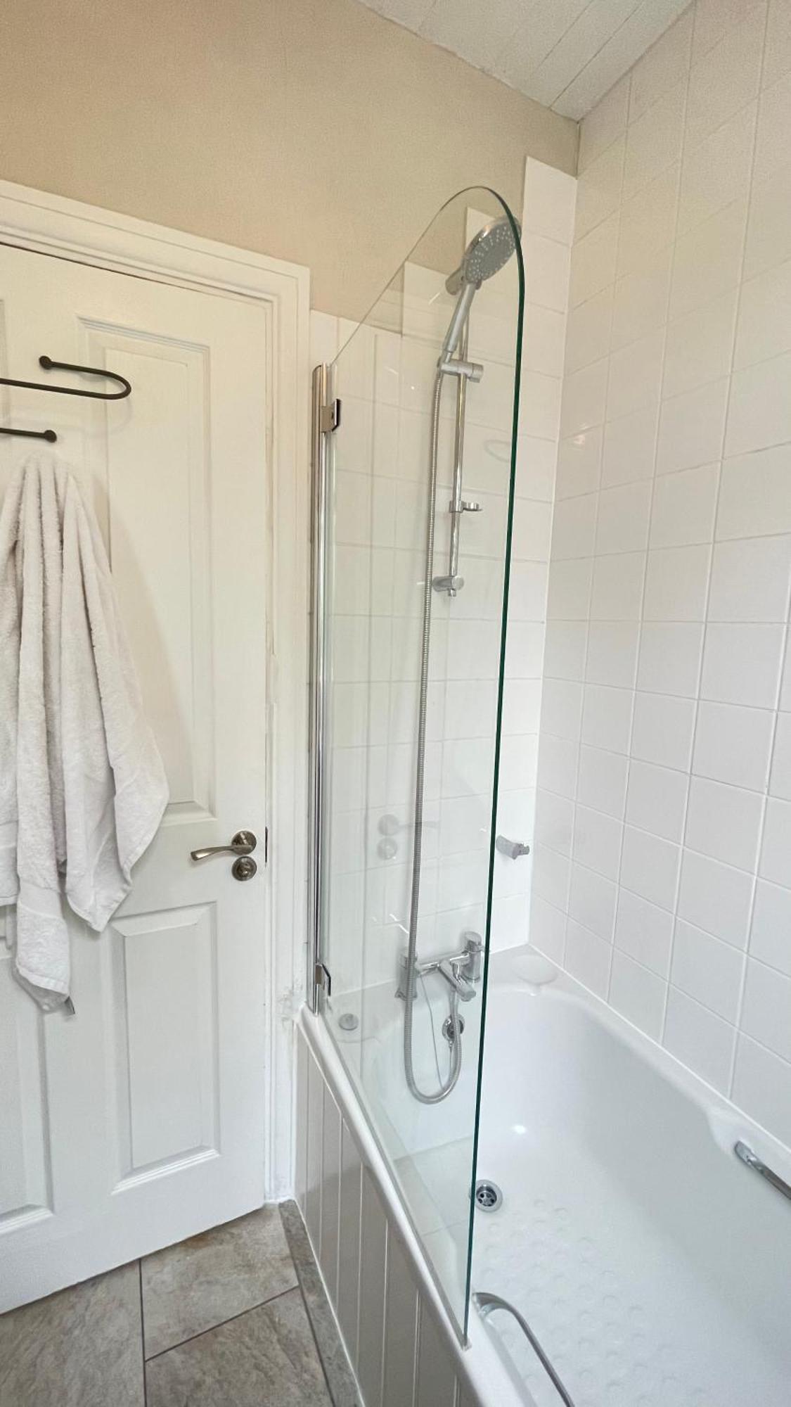 Spacious Double Room With Private Bathroom In Quiet Area Only 20 Min To Central London Streatham Vale Екстер'єр фото